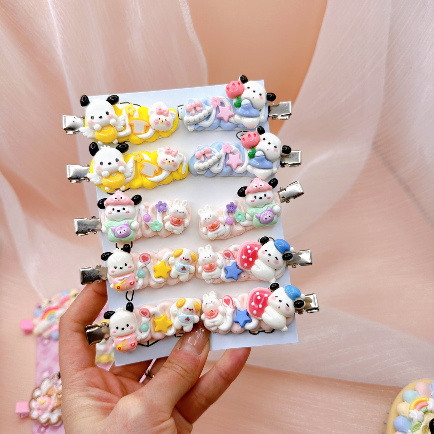 Pochacco Hair Clips(Random 1)