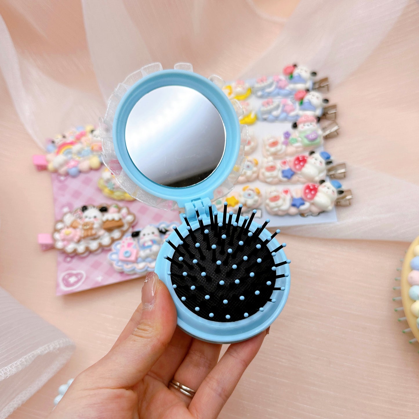 Pochacco Compact Hairbrush Mirror