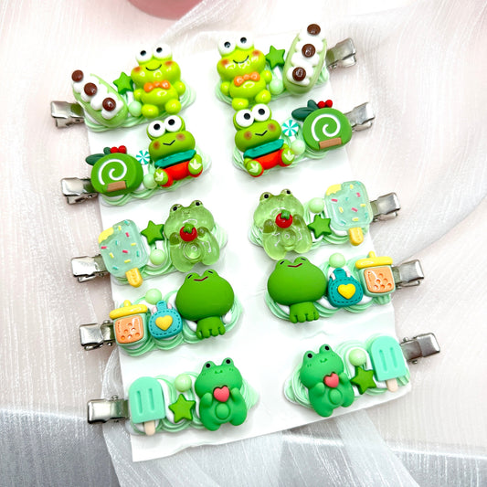 Kawaii Frog hair clips, Green Animal Hair Clips, Handmade frog hair clips, Random 1, cute decoden hair accessories, each one is unique