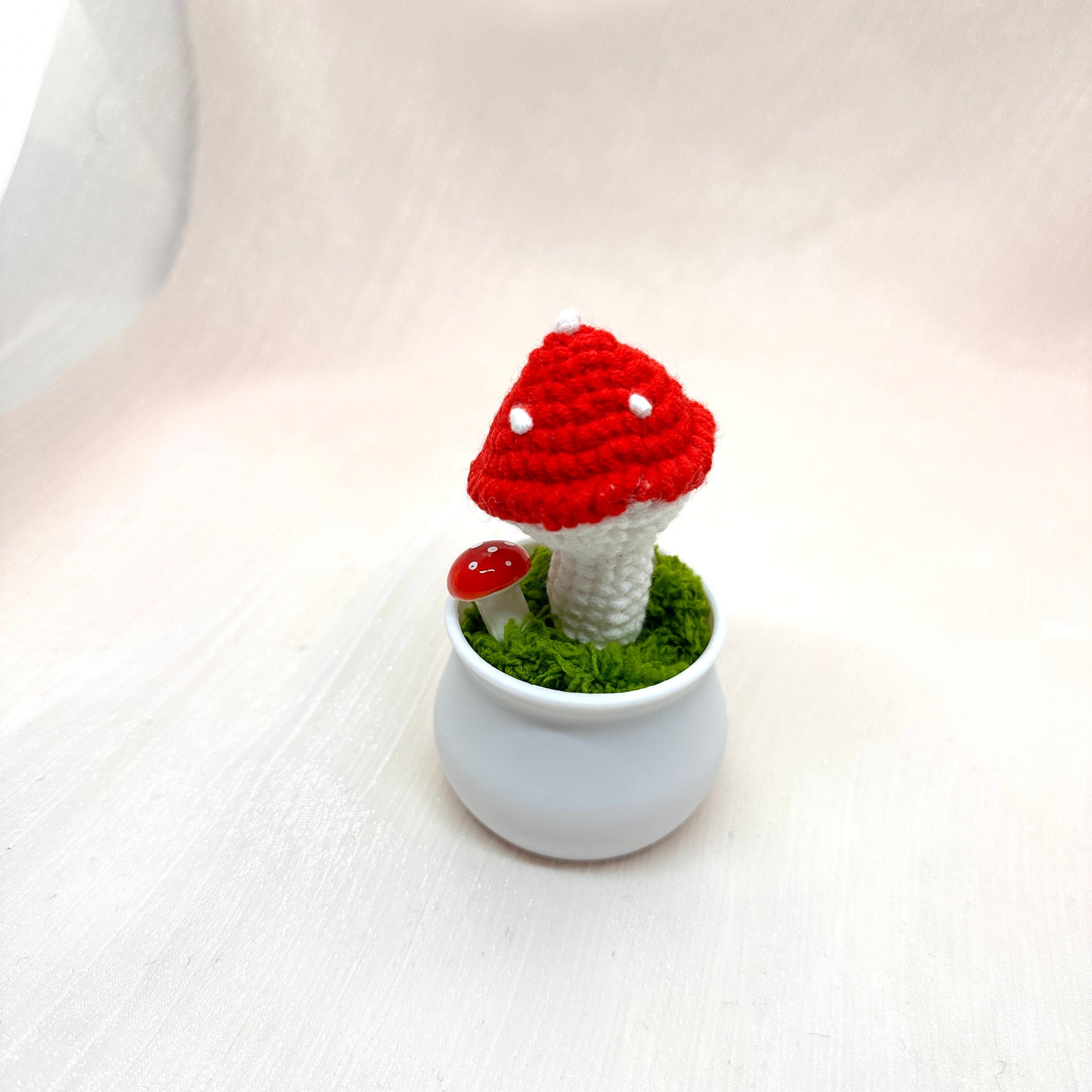 Crochet Mushroom Potted Plant, Handmade Knitted Plants, Gift Ideas, Decorative Flower, Car Decoration, Creative Gift Idea