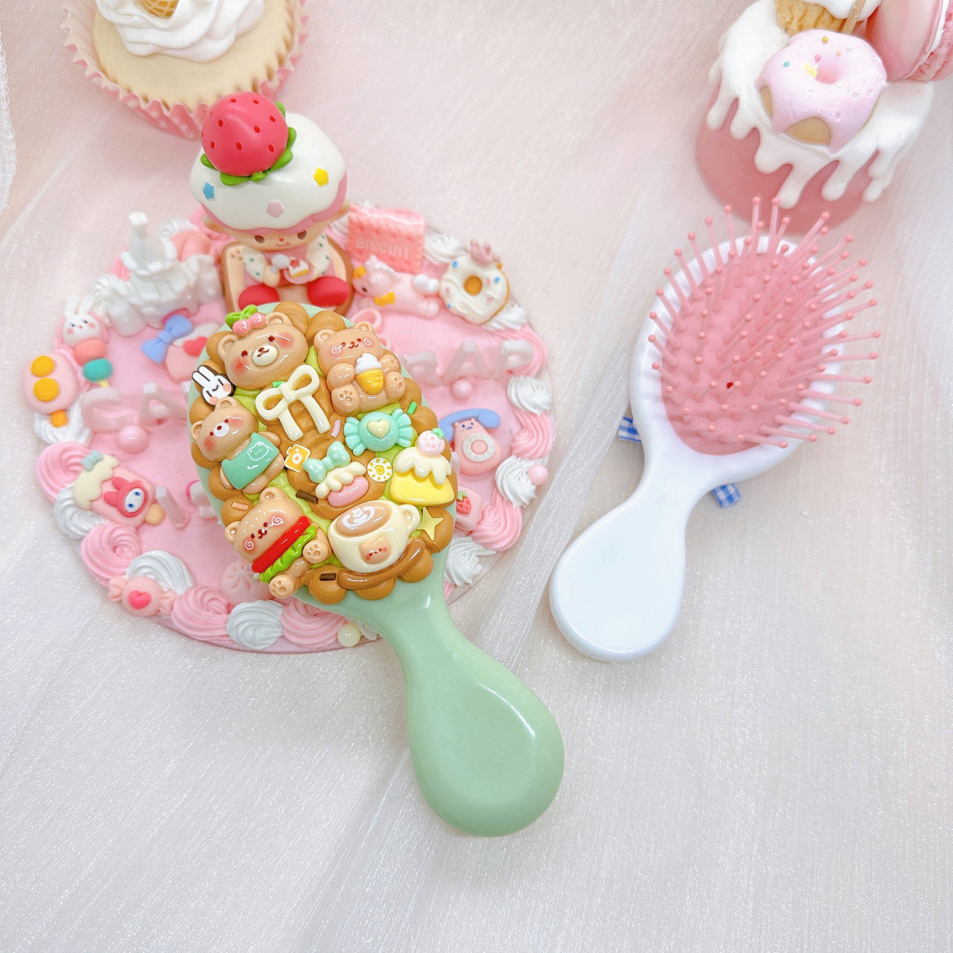 Handmade hairbrush, Kawaii Decoden Hairbrush, Cute Cartoon Hairbrush
